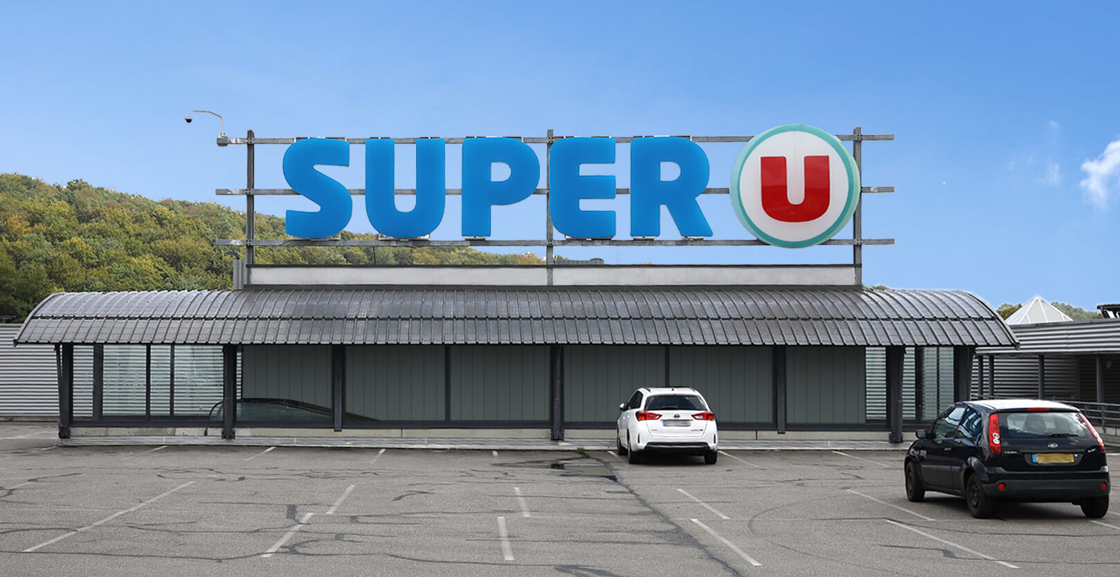 annonay-la-construction-du-nouveau-super-u-a-officiellement-d-marr